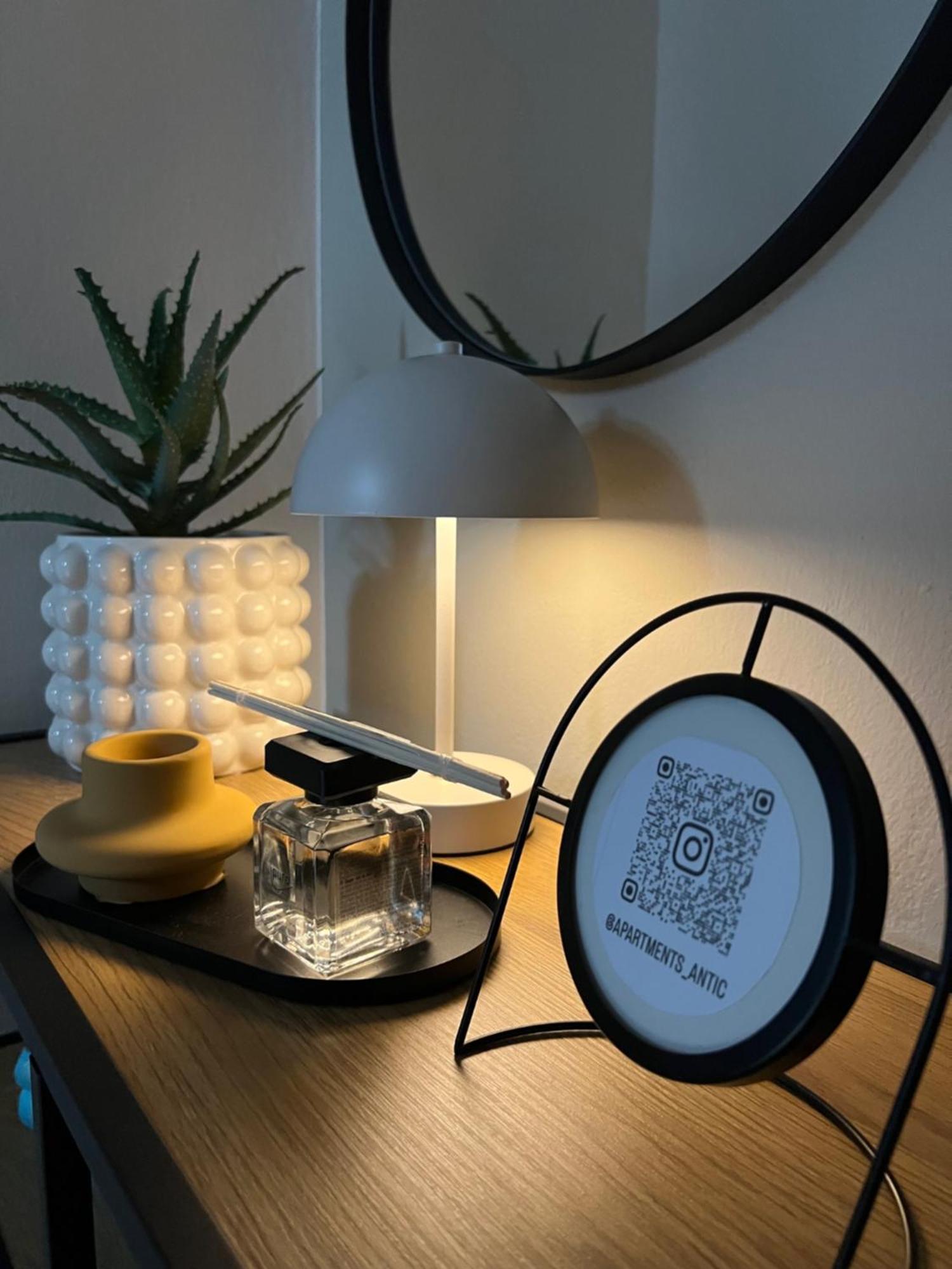 Apartment Antic 1 *