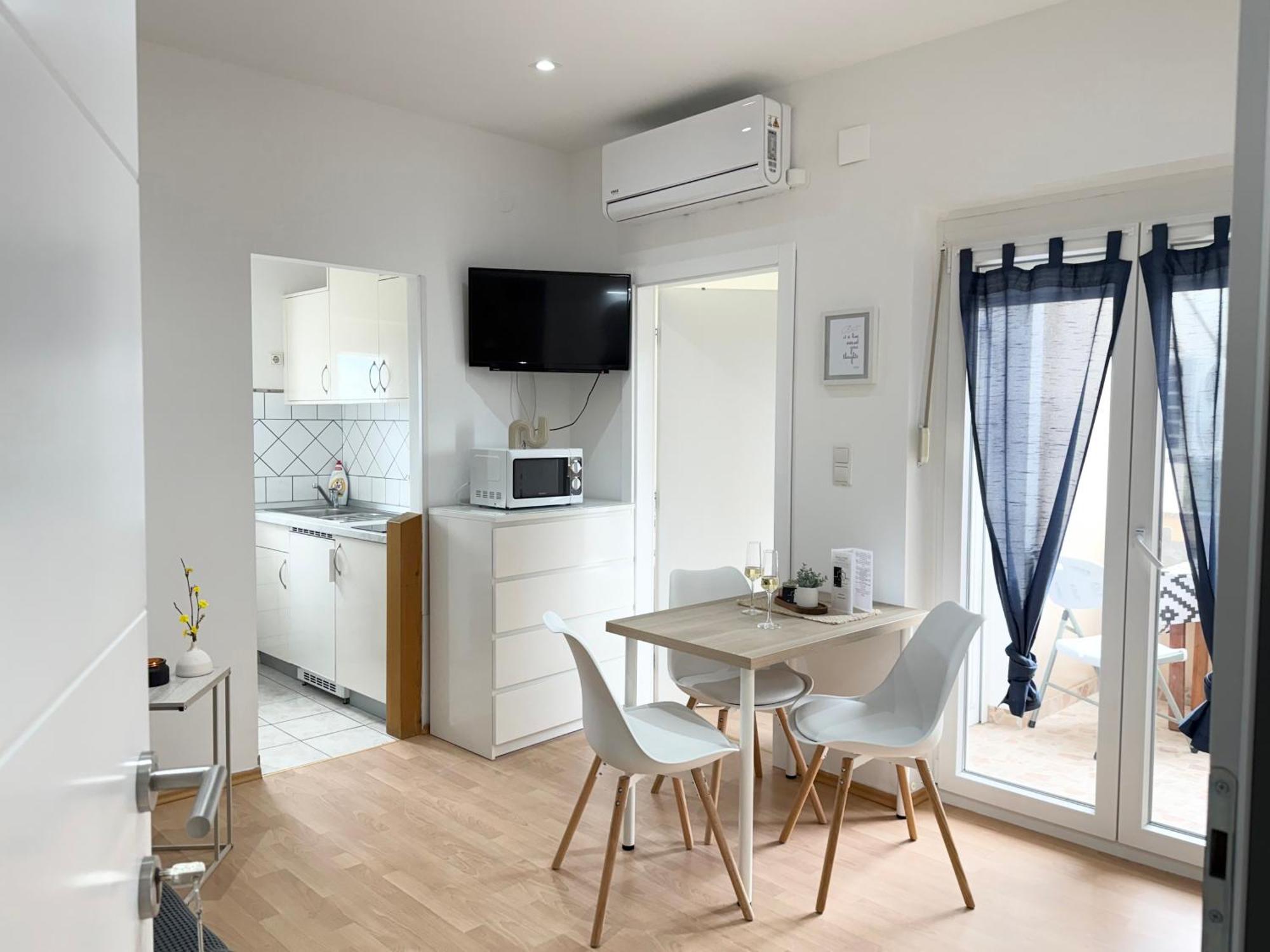 Apartment Antic 1