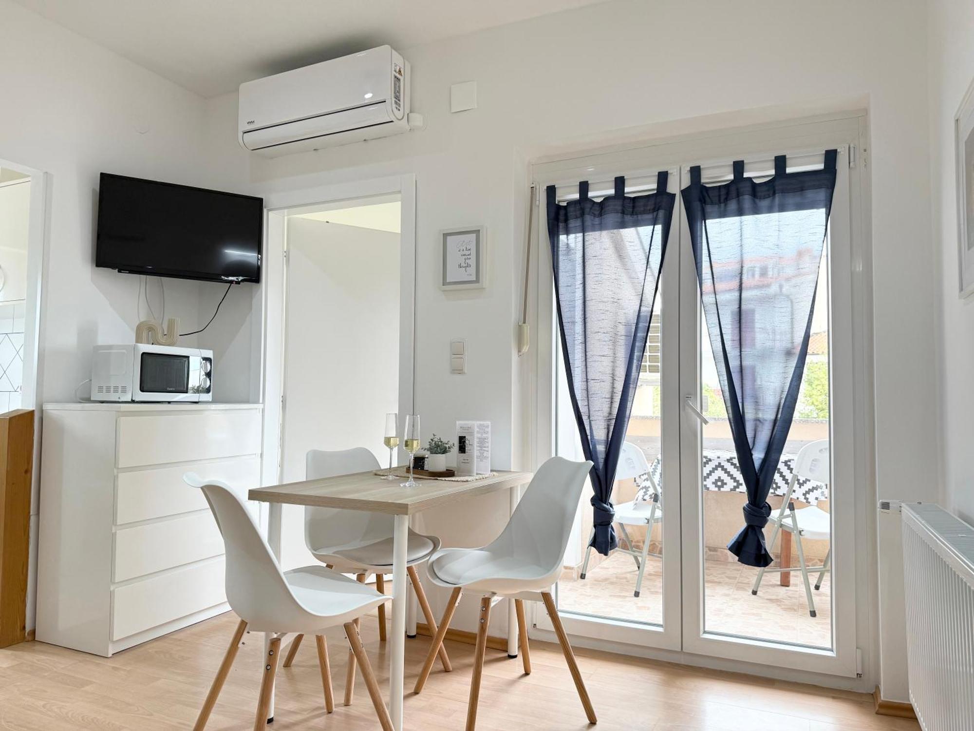 Antic 1 Apartment Pjescana Uvala