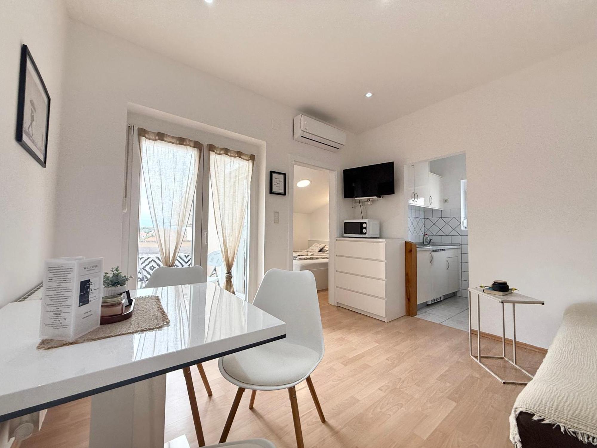 Apartment Antic 1 Pjescana Uvala